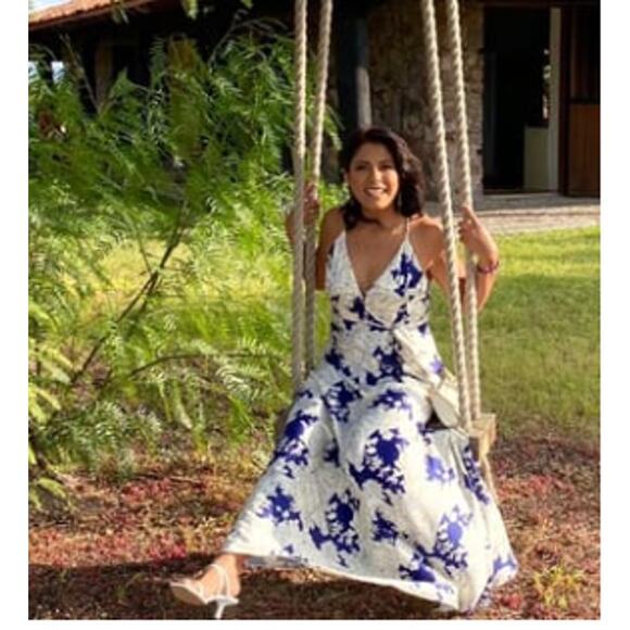 Lulu's Navy and Cream Floral Maxi Dress - Picture 6 of 15